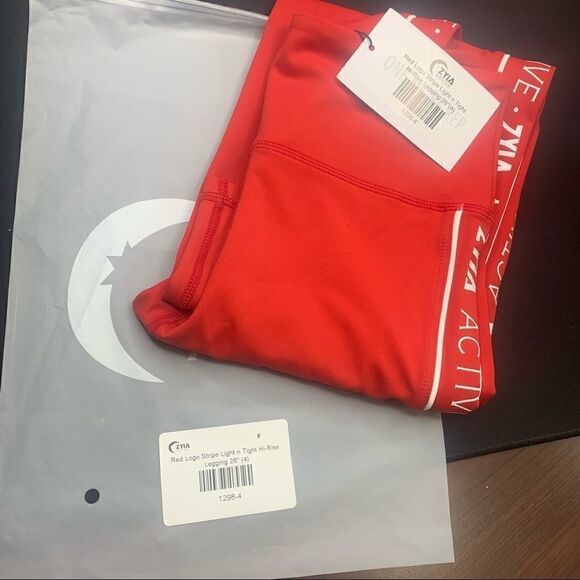Zyia red logo stripe leggings size 4 new with tags and bag - Picture 3 of 9
